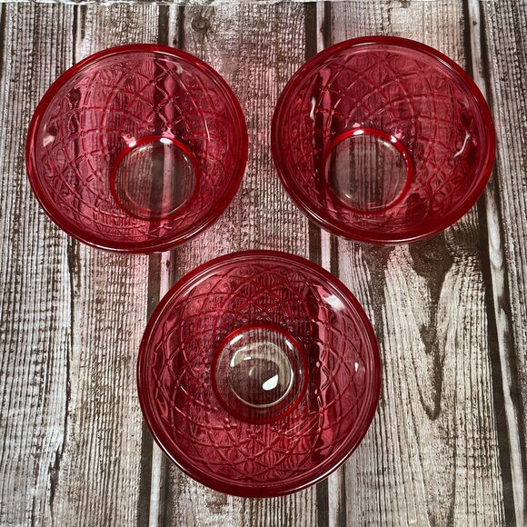 Set of 3 Pink Embossed Quilted Pattern Small Sauce Glass Bowls Ramekins 3.4 oz - Picture 3 of 6